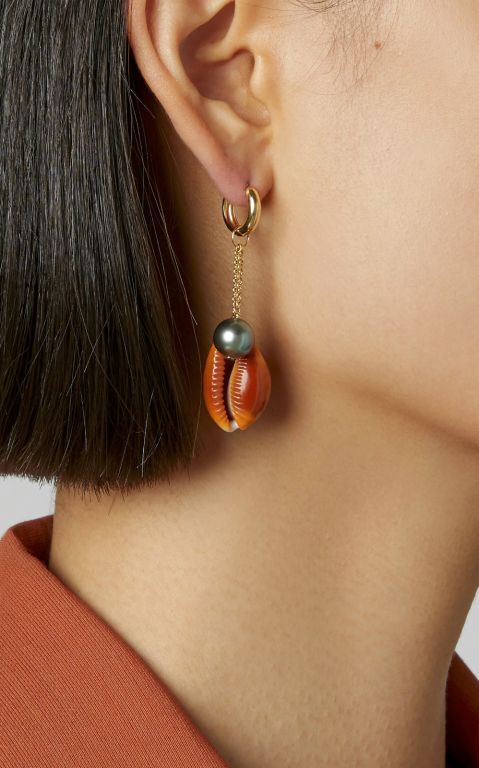 Haute Victoire 18K Gold, Shell And Pearl Earring